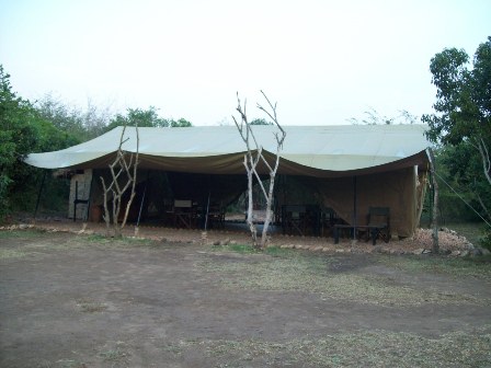 Bush lodge